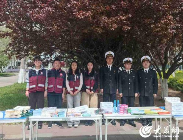 倍悦网配资 青岛西海岸新区疾控中心开展艾滋病、疟疾知识进校园宣传活动