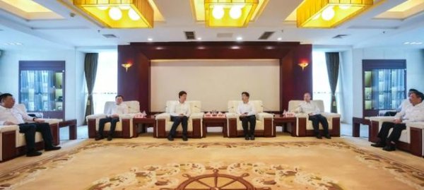 容新策略 马烈红王军赴西南财经大学开展校地合作工作