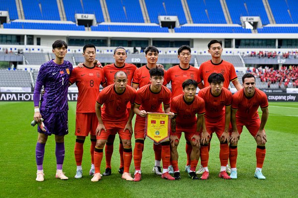 长胜证券 东亚杯挽尊之战1比0小胜中国香港，国足这次没烂尾